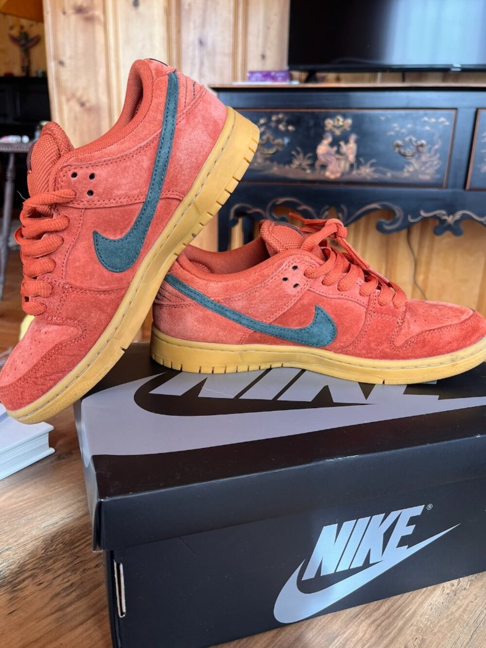 Nike SB Dunk Low Pro “Burnt Sunrise” – Men’s 6.5 / Women’s 8